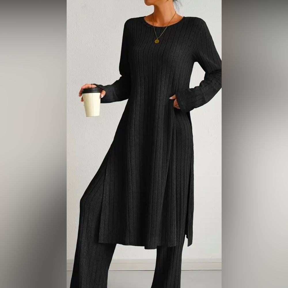 2 pcs solid color ,long sleeve